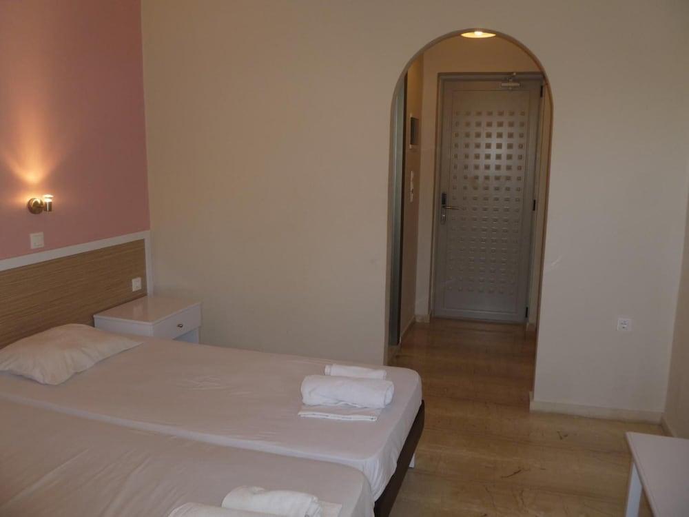 Costas & Chrysoula Aparthotel Plakias Bagian luar foto