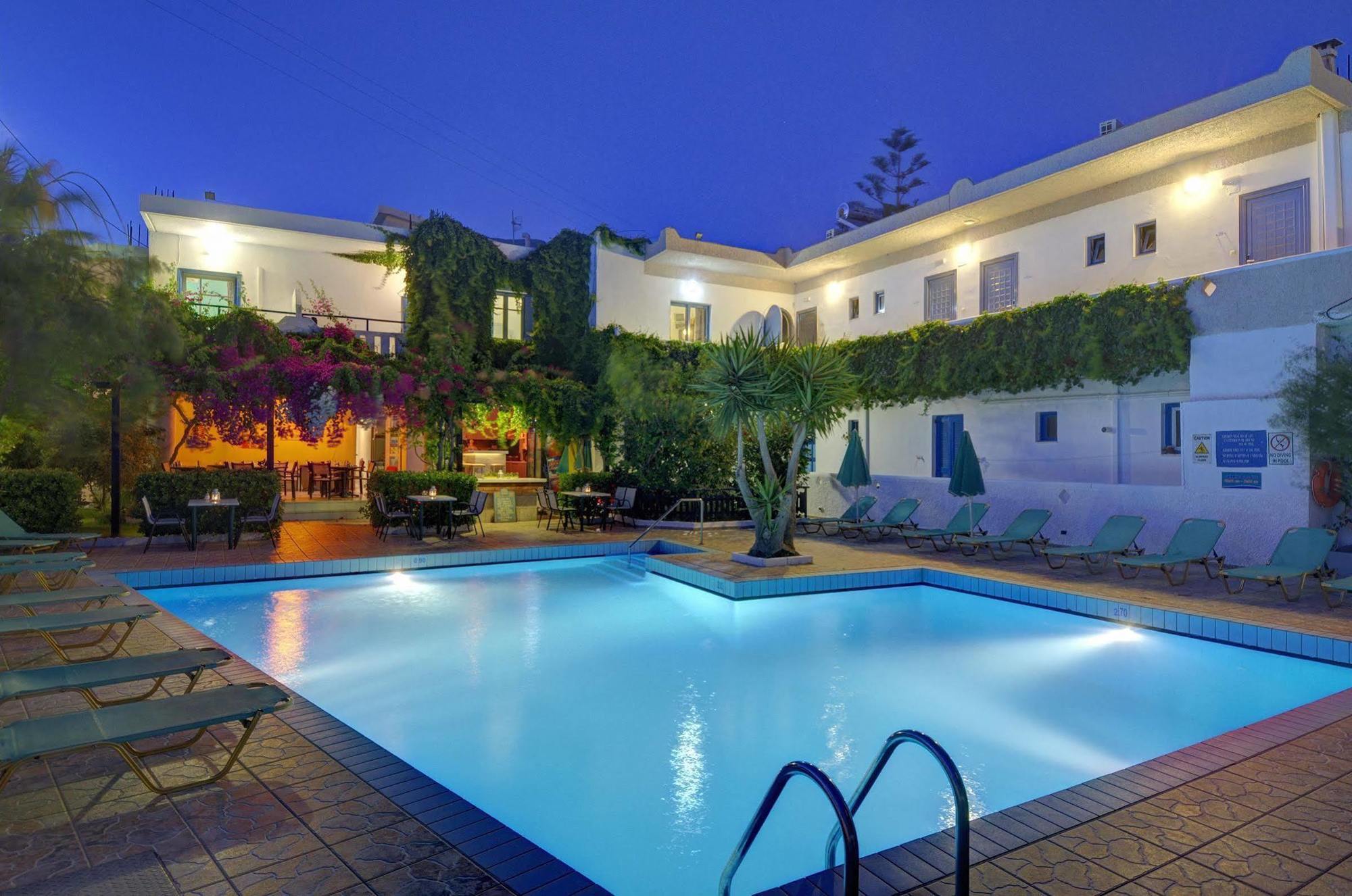Costas & Chrysoula Aparthotel Plakias Bagian luar foto